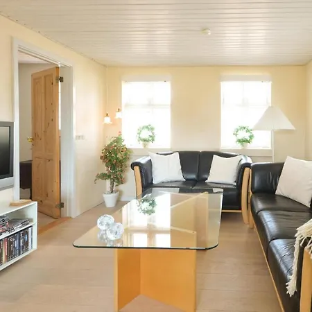 Three-bedroom Holiday In Thisted Nørre Vorupør