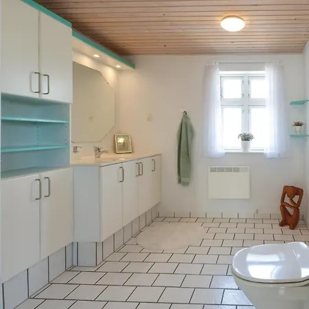 Three-bedroom Holiday In Thisted Ferienhaus